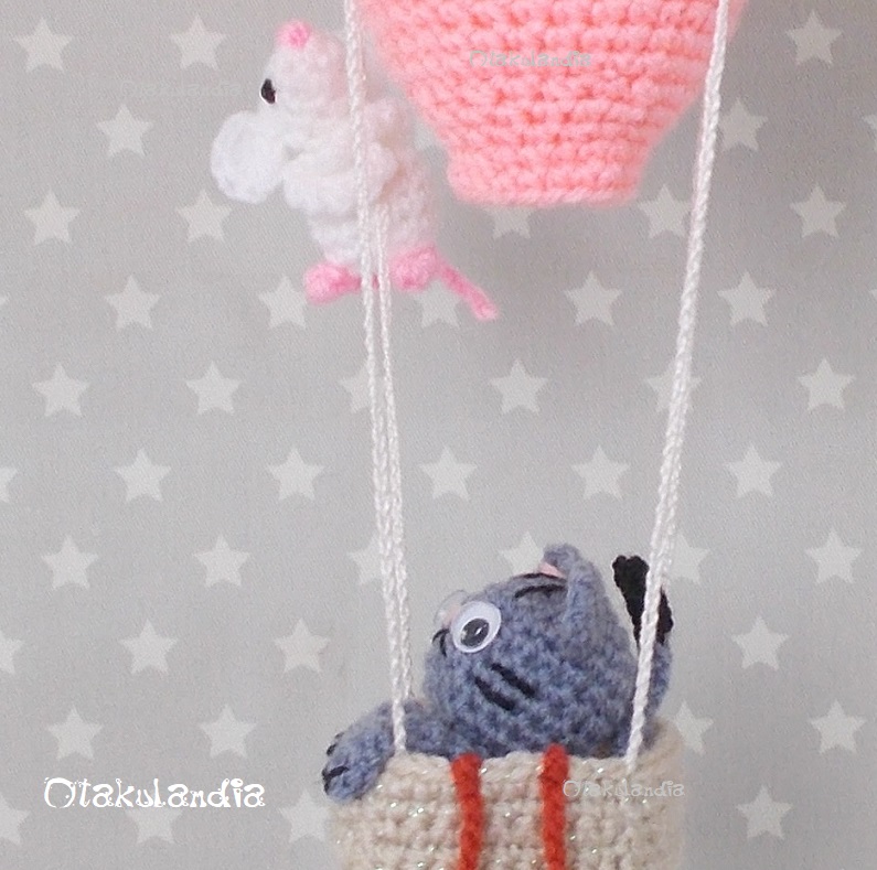 movil globo gato vs ratones-crochet-otakulandia.shop (5)